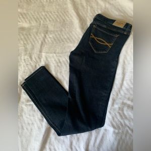 Abercrombie Skinny low rise jeans size 27S